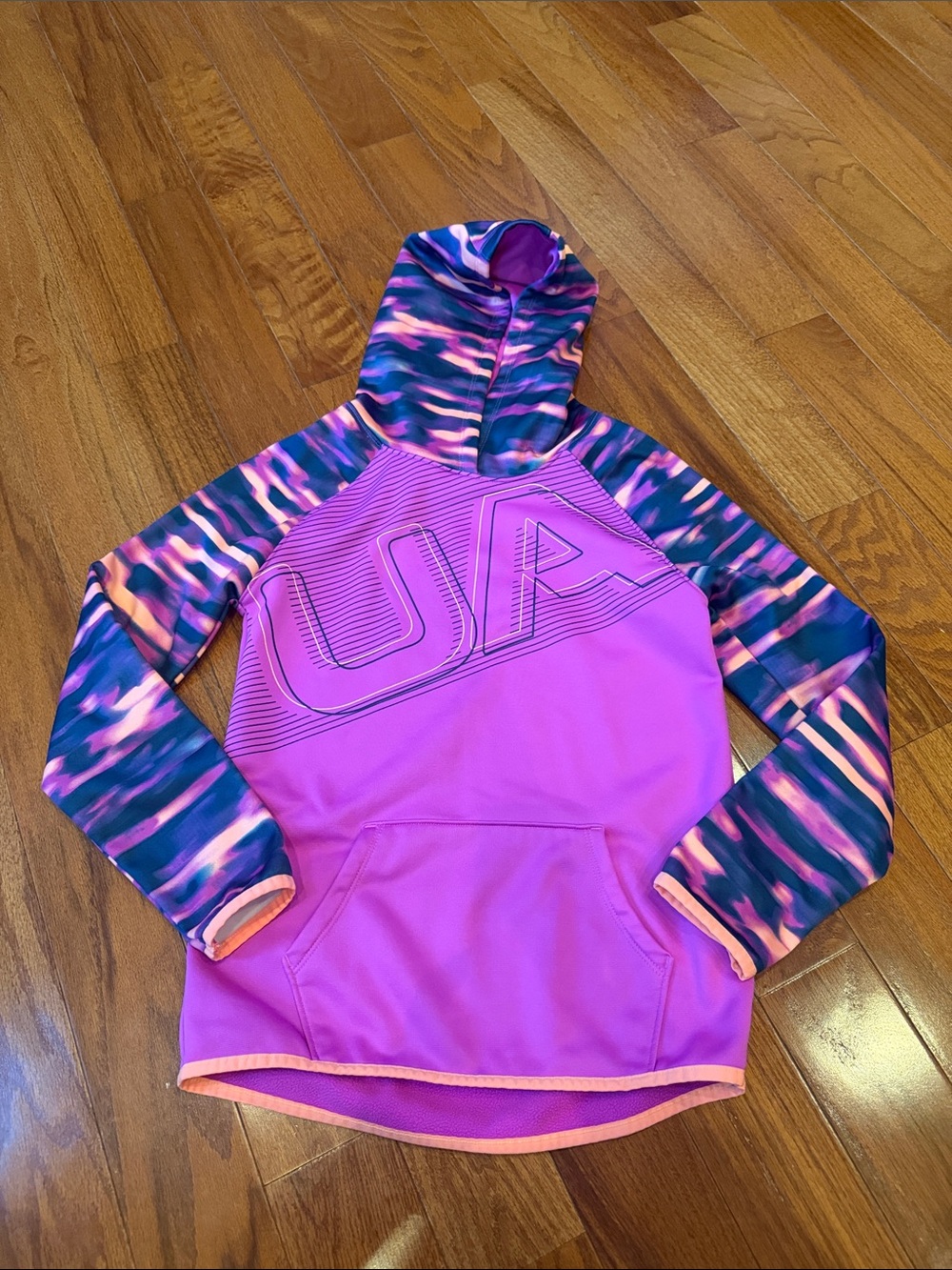Kids UA ColdGear magenta and patterned hoodie